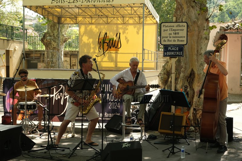 17/08/2024 – Le « Off » : François Mangione Trio à Buis-les-Baronnies pour Parfum de Jazz